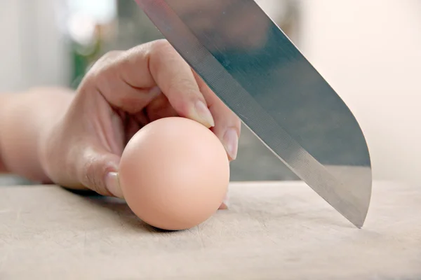 Arról, hogy a szeletelt tojás. — Stock Fotó