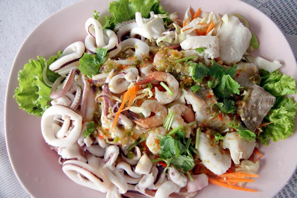 Змішані морепродуктів салат . — стокове фото