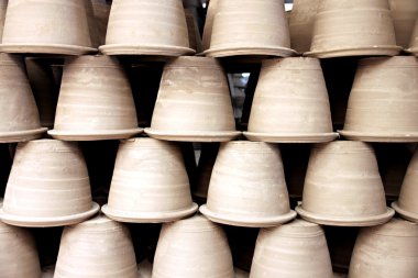 jardiniere, yığılmış.