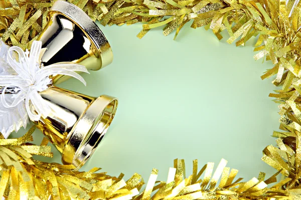 Dekorationer gula band för jul och nyår. — Stockfoto