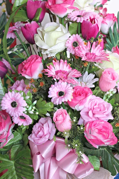 Piękny bukiet kwiatów. — Zdjęcie stockowe