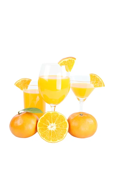 Mandarin oranges and glass isolated. — Stock Photo, Image