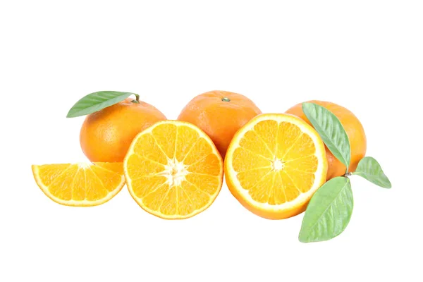 Mandarin oranges isolated. — Stock Photo, Image