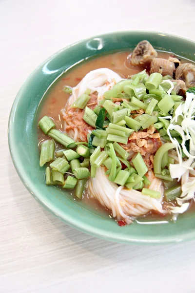 Curry chicken noodles (KHANOM CHIN). — Stock Photo, Image