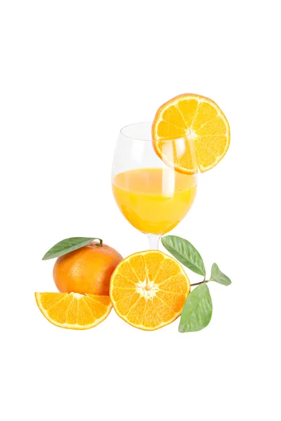 Mandarin oranges and glass isolated. — Stock Photo, Image