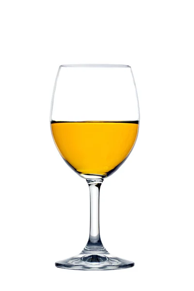 Жовта вода в вині Склянка ізольована . — стокове фото