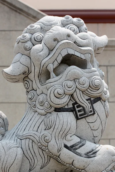 Pierre Lion sculpture . — Photo