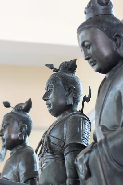 Zwarte godheid standbeelden van chinese godsdienst. — Stockfoto