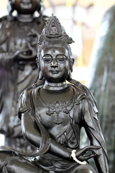 Schwarze Gottheitsstatuen der chinesischen Religion. — Stockfoto