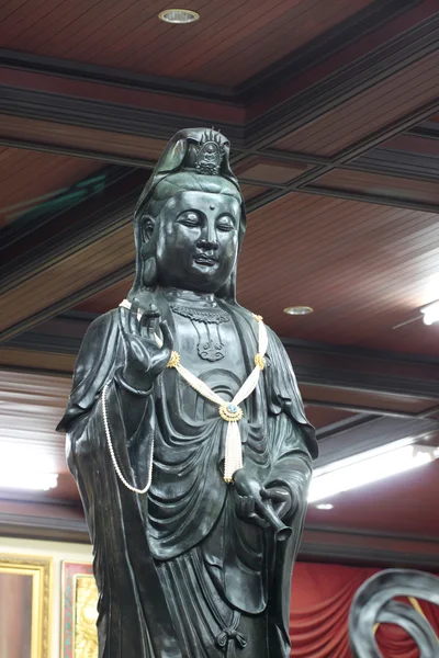 Estátuas de divindade negra da religião chinesa . — Fotografia de Stock