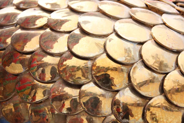 Pattern of golden statues in Chinese temple. — Stock Photo, Image