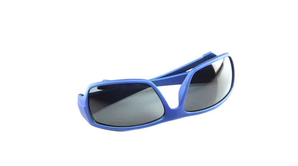 Nahaufnahme blaue Sonnenbrille isoliert. — Stockfoto