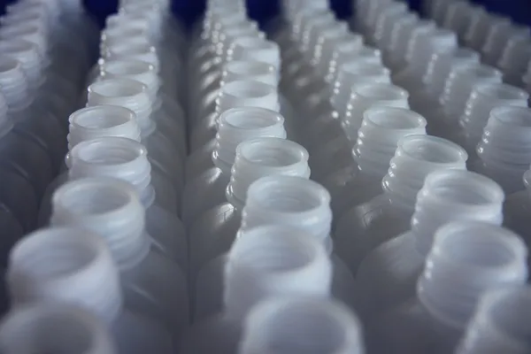 Plastikflaschen für Verpackungen. — Stockfoto