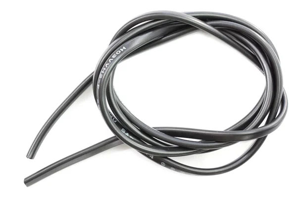 Cable de alimentación negro de aislado en blanco . — Foto de Stock