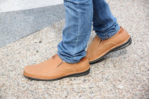 Sapatos de couro marrom . — Fotografia de Stock