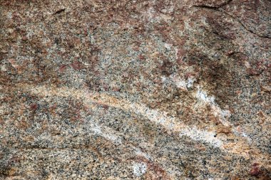 taş duvar yüzeyine.