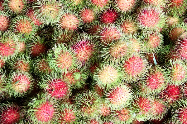 Frutas frescas de rambutão . — Fotografia de Stock