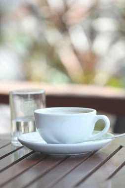 beyaz kahve fincanı.