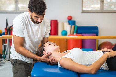 Boyun germe ve boyun masajı.