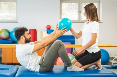 Pilates topuyla çekirdek güçlendirme egzersizleri