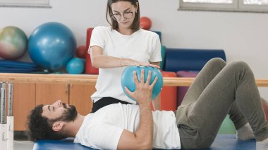 Pilates topuyla çekirdek güçlendirme egzersizleri
