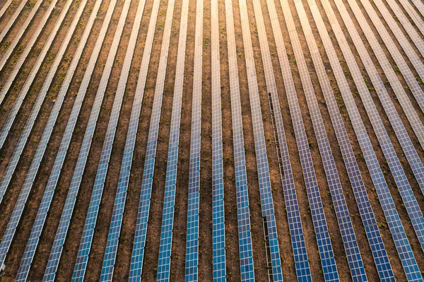 Top down view of solar power plant — Stock Photo, Image