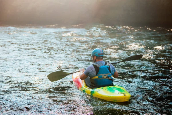 Caucasian Man Kayaking Mountain River Rapids Beautiful Rocky Bank Green — Stock Photo, Image