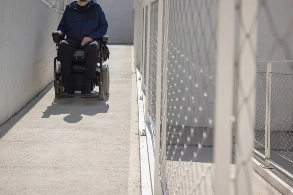 Man Wheelchair Approaching Building Moving Accessible Ramp Persons Disability — ストック写真