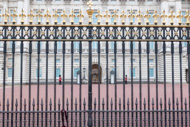 Londra, İngiltere - 11 Eylül 2022: Buckingham Sarayı Birleşik Krallık kraliyet konutu