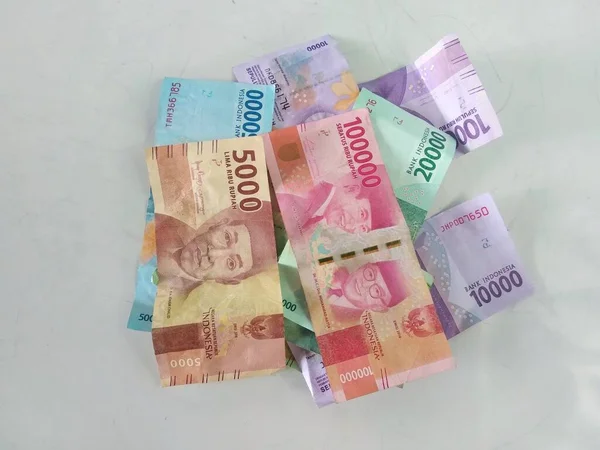 Papper Pengar Indonesiska Sedel Idr Rupiah Isolerad Vit Bakgrund — Stockfoto