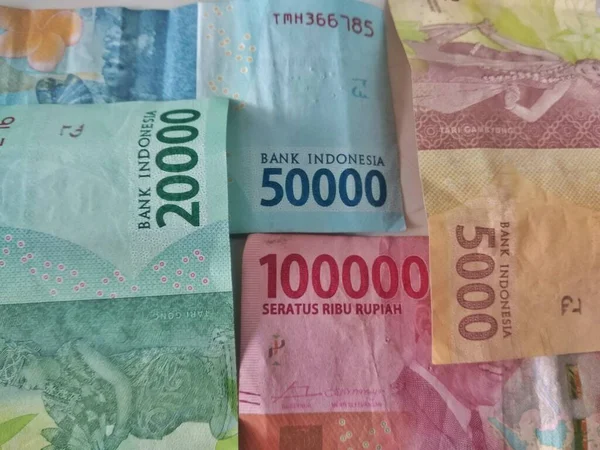 Papír Pénz Indonéz Bankjegy Idr Rupiah Elszigetelt Fehér Háttér — Stock Fotó