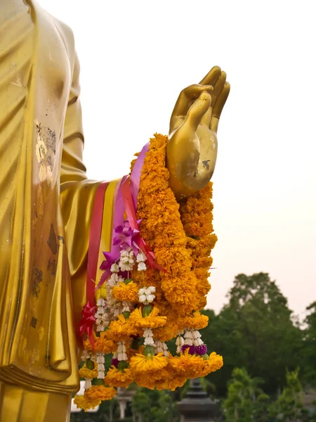 Hand of Gold Buddha at Phutthamonthon in Thailand — Stock Photo, Image