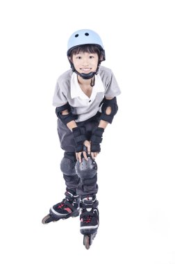 Akıllı çocuğu rollerblakes oynarken