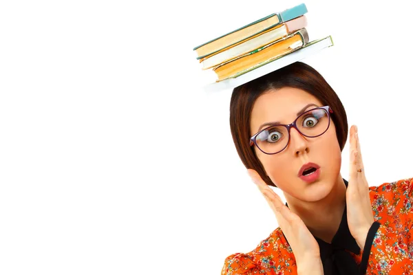 Jeune femme avec des livres — Photo