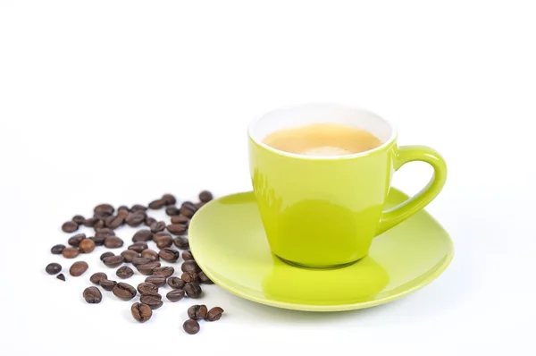 Tazza di caffè espresso verde con chicchi di caffè 3 — Foto Stock