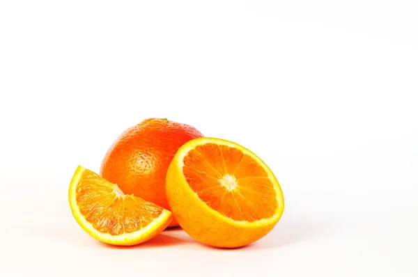 Orange, ein halbes und ein Stück 2 — Stockfoto