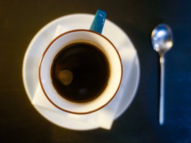 kahve americano fincanda