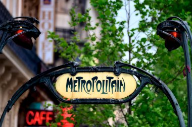 Paris metrosu