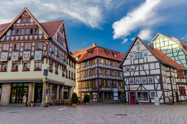 Schmalkalden, Thüringen 'in yarım yamalak kasabasının güzel atmosferinde dolaşın.