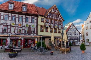 Schmalkalden, Thüringen 'in yarım yamalak kasabasının güzel atmosferinde dolaşın.
