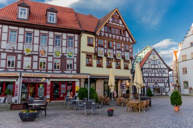 Schmalkalden, Thüringen 'in yarım yamalak kasabasının güzel atmosferinde dolaşın.