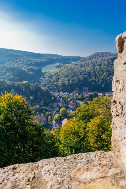 Eisenach yakınlarındaki muhteşem Hrsel Dağları boyunca sonbahar keşif turu - Thüringen