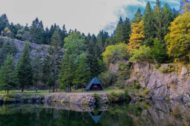 Renkli sonbahar yavaş ama emin adımlarla Thüringen Ormanı 'nın zirvesine ulaşır.