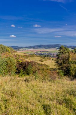 Alman Birleşme Günü 'nde Alfa Noktası yakınlarındaki Kolonnenweg boyunca yürü.