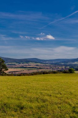 Alman Birleşme Günü 'nde Alfa Noktası yakınlarındaki Kolonnenweg boyunca yürü.