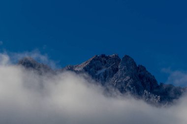 Bavyera Alpleri 'ndeki güzel Eibsee' ye yaz keşfi turu - Almanya