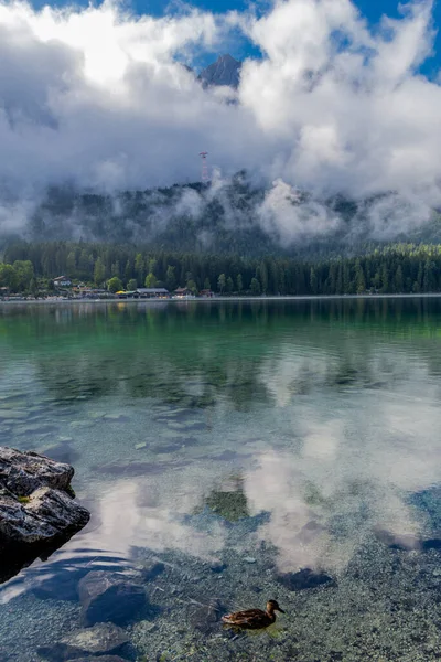 Letnia Wycieczka Odkrywcza Pięknego Eibsee Alpach Bawarskich Niemcy — Zdjęcie stockowe