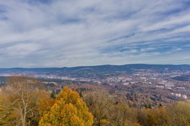 Suhl-Thuringia yakınlarındaki Domberg 'de güzel bir sonbahar keşfi turu.