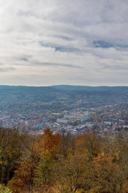 Suhl-Thuringia yakınlarındaki Domberg 'de güzel bir sonbahar keşfi turu.