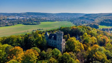 Sonbahar ışığında Meiningen yakınlarındaki Landsberg Şatosu - Thüringen